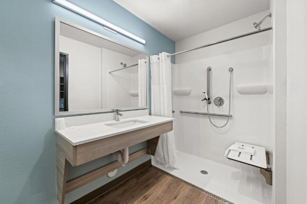 WoodSpring Suites Columbia - Irmo image 23