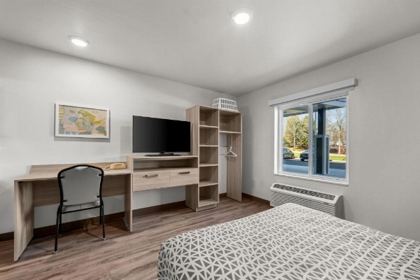 WoodSpring Suites Columbia - Irmo image 42